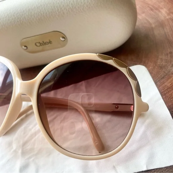 Chloe Cream Scallop Accent Vintage Sunglasses - Picture 2 of 12